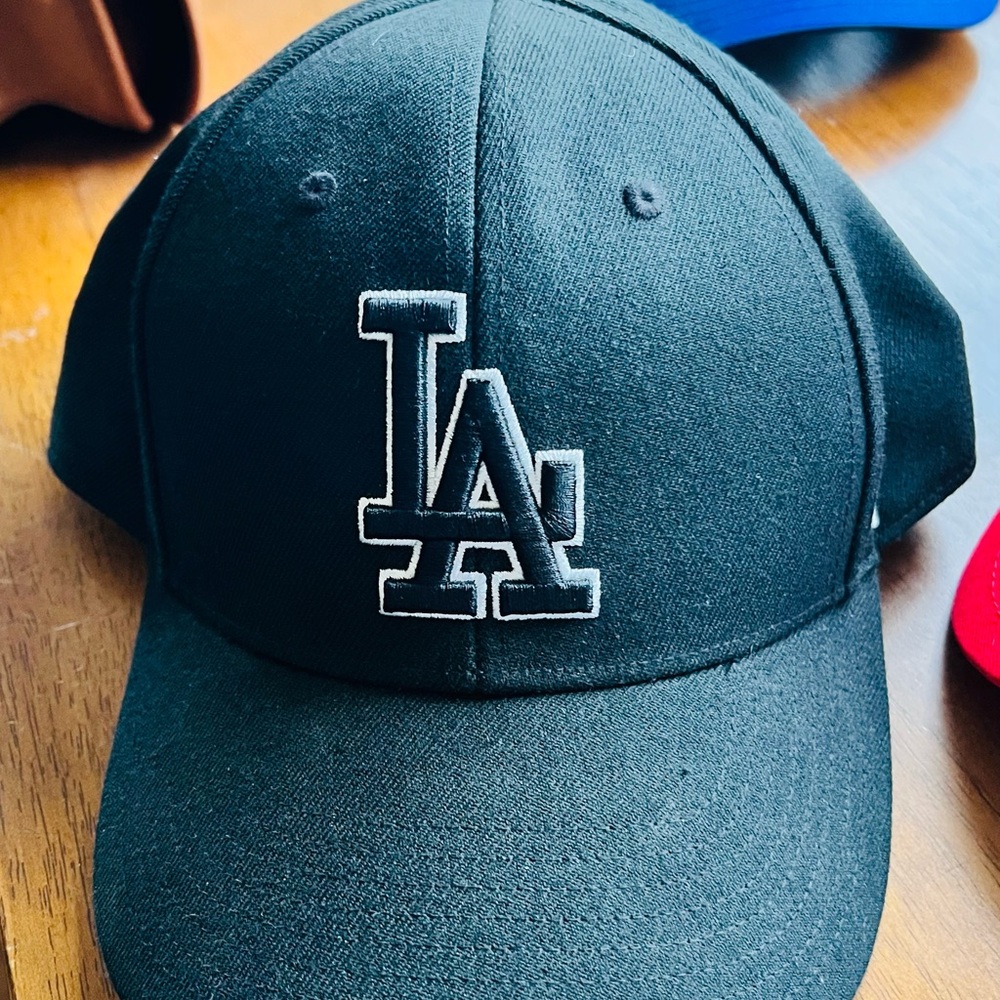 Black LA Logo Cap